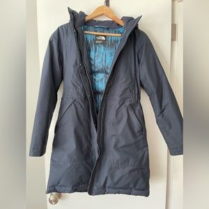 Northface Women’s Navy down Parka
